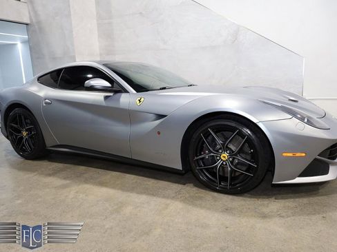 Used 2014 Ferrari F12 Berlinetta image 1