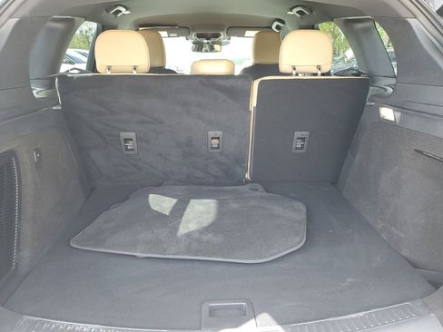 Certified 2023 Lincoln Corsair Reserve image 6