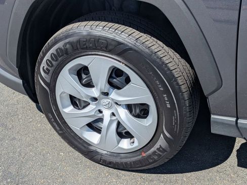 Used 2024 Toyota RAV4 LE image 13