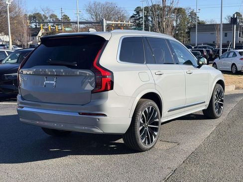 New 2026 Volvo XC90 T8 Plus w/ Protection Package Premier image 19