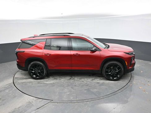 Used 2024 Chevrolet Traverse RS w/ LPO, Floor Liner Package AWD/4WD image 43