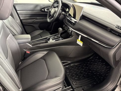 New 2026 Jeep Compass Latitude AWD/4WD image 40