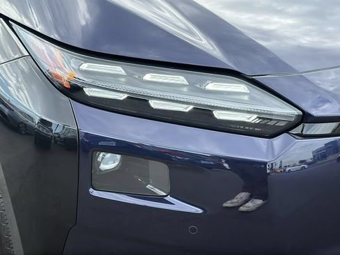Certified 2026 Subaru Solterra AWD/4WD image 8