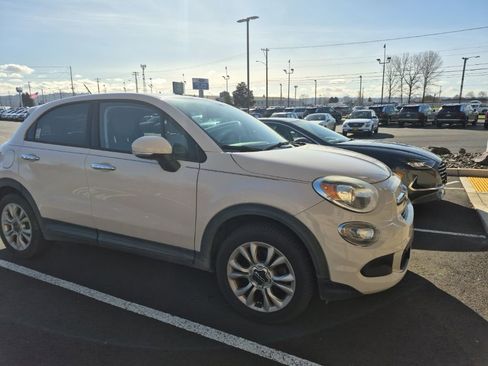 Used 2016 FIAT 500X Easy image 3