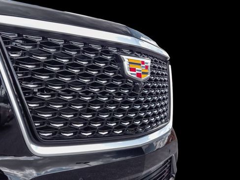 New 2026 Cadillac Escalade ESV Luxury w/ Touring Package AWD/4WD image 11