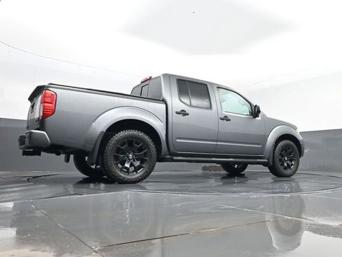 Used 2018 Nissan Frontier SV w/ Value Truck Package AWD/4WD image 23