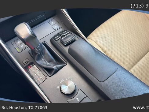 Used 2015 Lexus IS 250 IS 250 Sedan 4D w/ Navigation System Package image 43