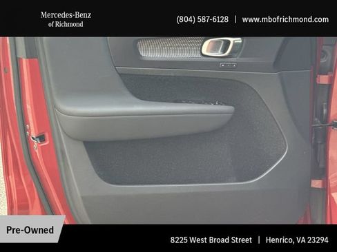Used 2021 Volvo XC40 T5 R-Design w/ Advanced Package AWD/4WD image 12