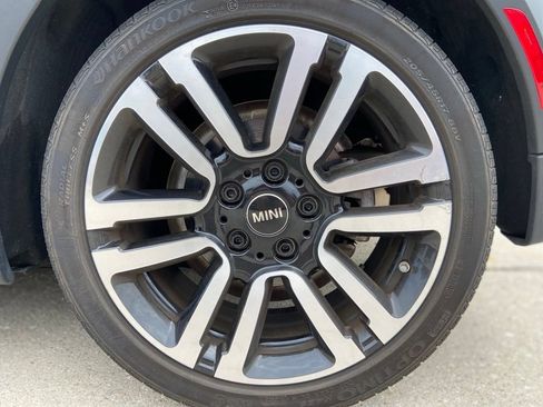 Used 2024 MINI Cooper S w/ Signature Upholstery Package FWD image 10