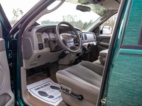 Used 2003 Dodge Ram 3500 Truck ST image 31