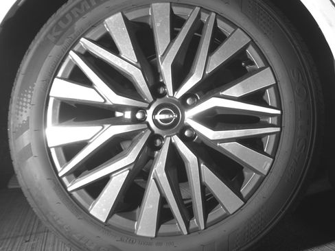 Used 2025 Nissan Altima 2.5 SV image 15