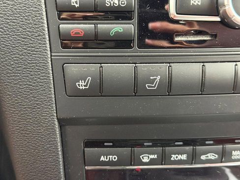 Used 2013 Mercedes-Benz E 350 Cabriolet image 21