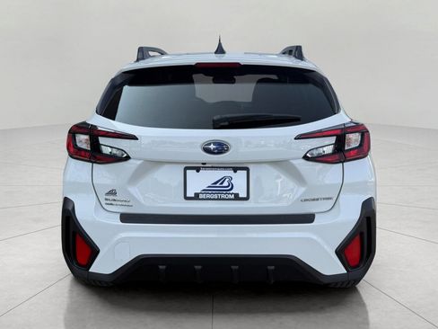 Used 2025 Subaru Crosstrek 2.5i Premium AWD/4WD image 10