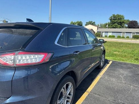 Used 2017 Ford Edge Titanium w/ Technology Package AWD/4WD image 3