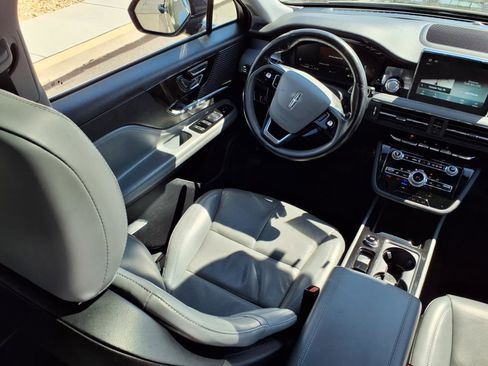 Certified 2022 Lincoln Corsair Reserve w/ Equipment Group 201A image 11