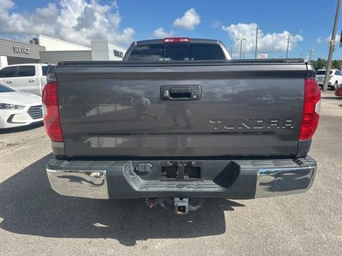 Used 2018 Toyota Tundra SR5 w/ SR5 Upgrade Package image 7