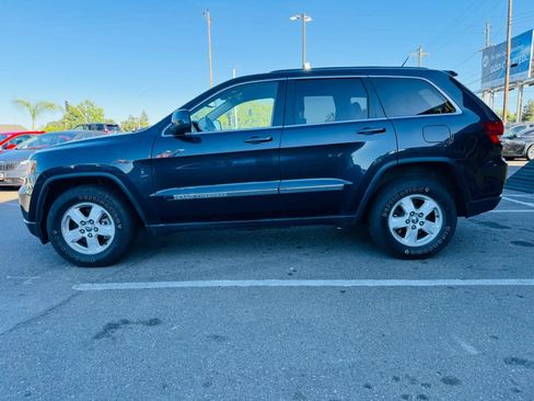 Used 2013 Jeep Grand Cherokee Laredo RWD image 8