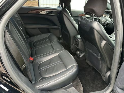 Used 2017 Lincoln MKZ Reserve w/ Climate Package image 16