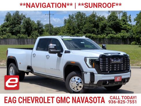 New 2026 GMC Sierra 3500 Denali Ultimate AWD/4WD image 1