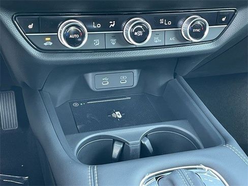 New 2026 Honda HR-V EX-L image 16