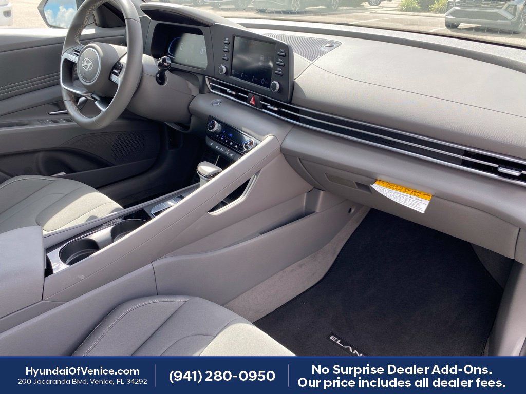 Certified 2026 Hyundai Elantra SEL Sport Premium FWD image 17