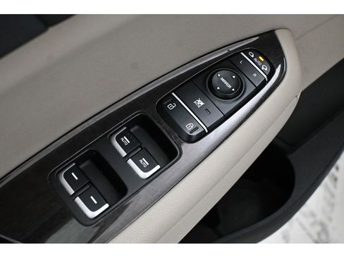 Used 2018 Kia Optima EX w/ Premium Package FWD image 32
