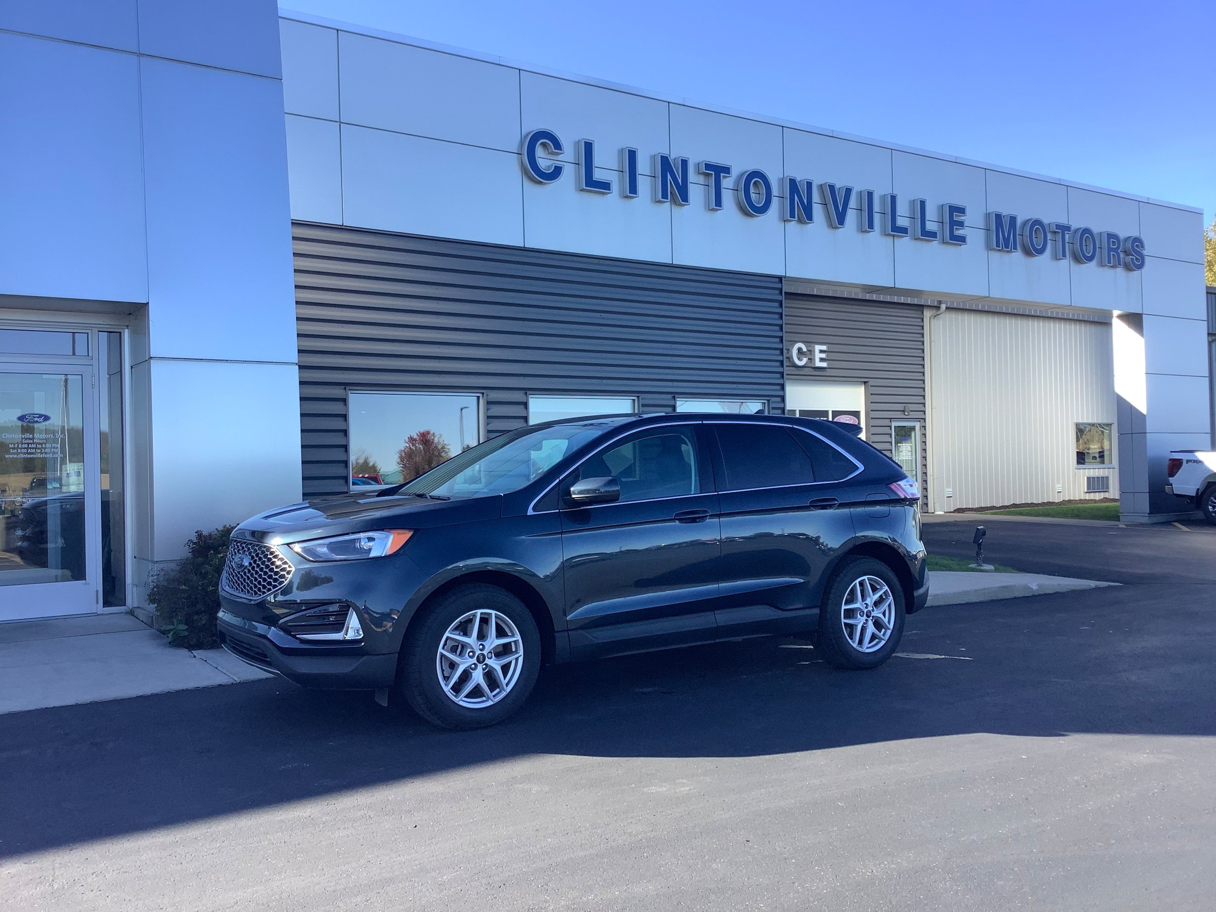 Used 2023 Ford Edge SEL w/ Convenience Package AWD/4WD image 1