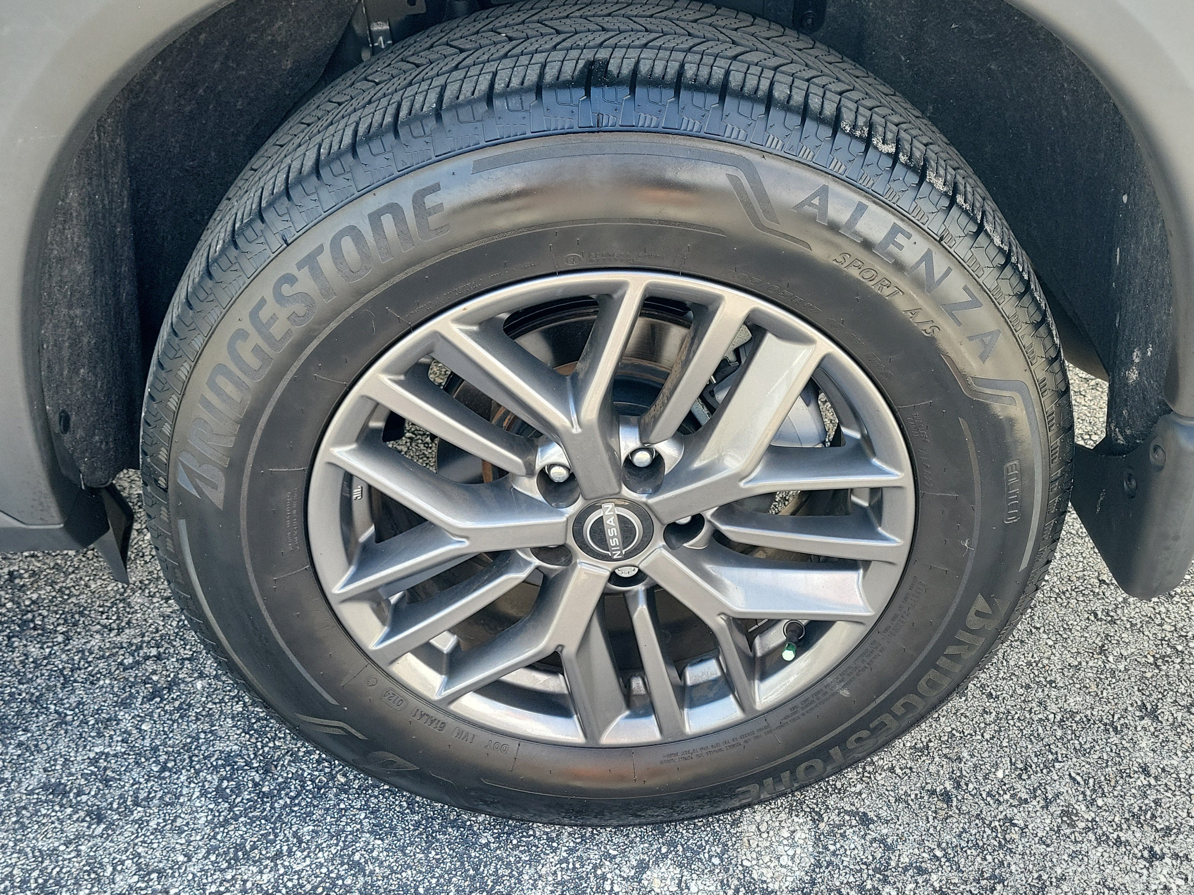 Certified 2024 Nissan Rogue S FWD image 8