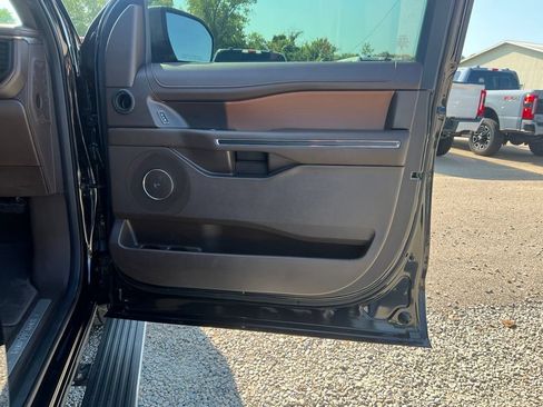 Used 2024 Ford Expedition King Ranch AWD/4WD image 21