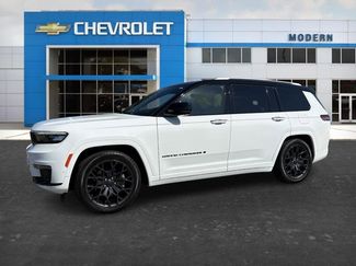 Used 2023 Jeep Grand Cherokee L Summit w/ High Altitude Package AWD/4WD video 1