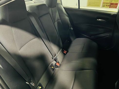 Used 2020 Toyota Corolla LE image 28