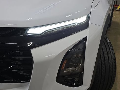 New 2026 Chevrolet Equinox RS w/ Convenience Package III FWD image 34