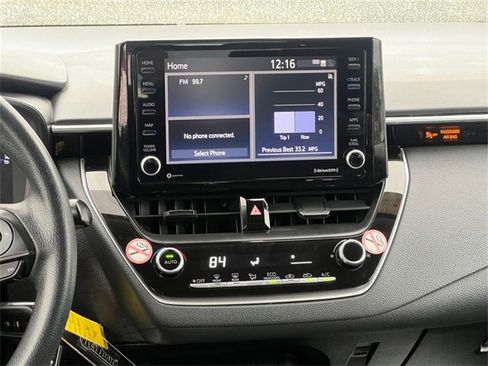 Certified 2022 Toyota Corolla LE image 18