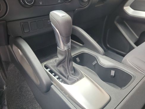 Used 2022 Nissan Frontier SV image 32