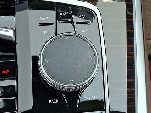 Certified 2026 BMW X5 xDrive50e w/ M Sport Package image 16