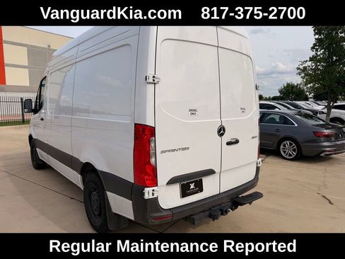 Used 2025 Mercedes-Benz Sprinter 2500 image 2