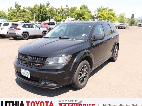 Used 2017 Dodge Journey SE w/ Flexible Seating Group FWD image 1