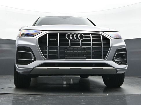 Used 2023 Audi Q5 2.0T Premium Plus w/ Premium Plus Package AWD/4WD image 22