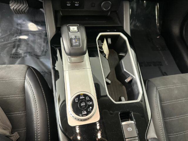 Used 2025 Mitsubishi Outlander SE AWD/4WD image 17