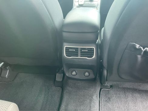 Used 2021 Hyundai Santa Fe SEL FWD image 26