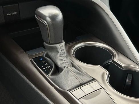 Used 2023 Toyota Camry SE image 25