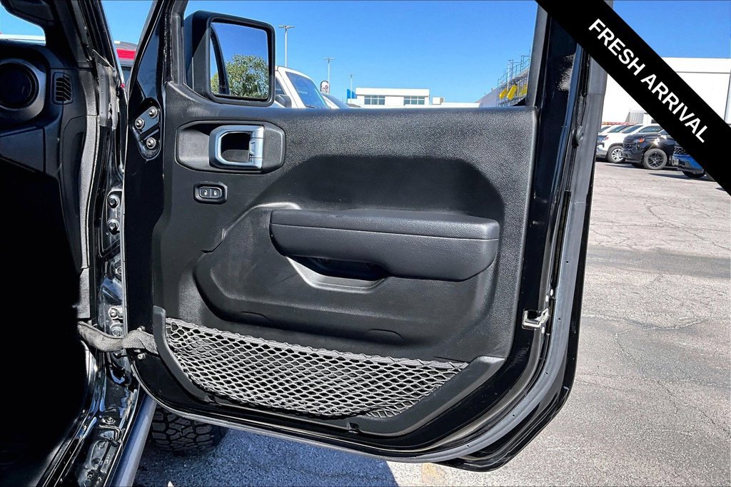 Used 2022 Jeep Gladiator Sport AWD/4WD image 26