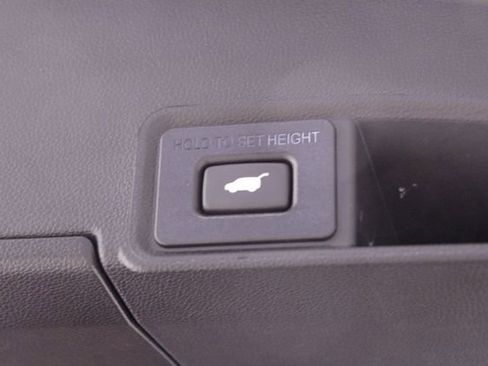 Used 2025 Acura RDX w/ Technology Package image 22