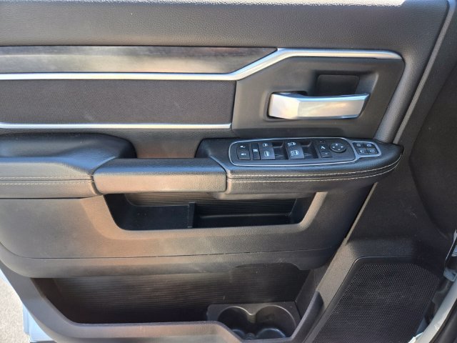 Used 2024 RAM 2500 Big Horn AWD/4WD image 36