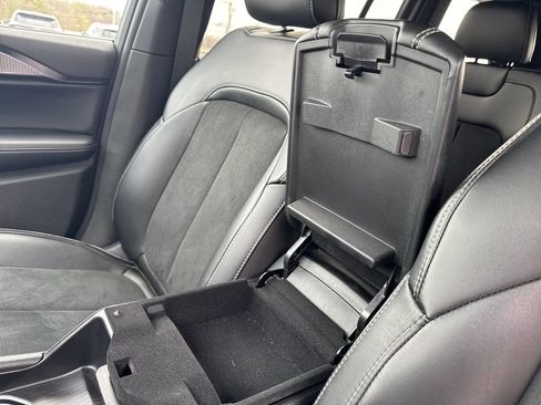 Used 2025 Jeep Grand Cherokee Altitude AWD/4WD image 28