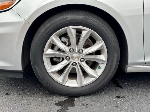 Used 2021 Chevrolet Malibu LT image 10