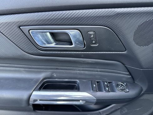Used 2024 Ford Mustang Premium image 44