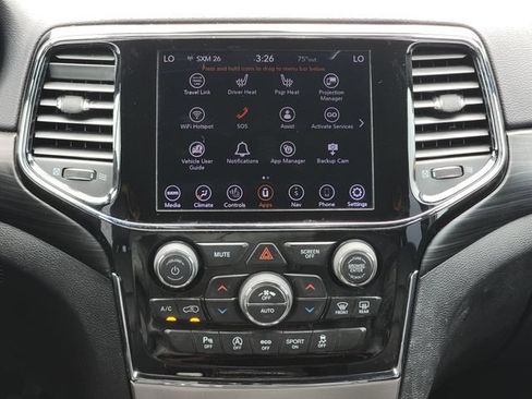 Used 2019 Jeep Grand Cherokee Laredo w/ Laredo X Package RWD image 22