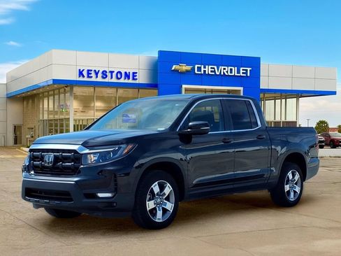Used 2025 Honda Ridgeline RTL image 3