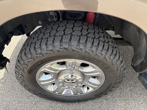 Used 2015 Ford F350 Lariat w/ Lariat Ultimate Package AWD/4WD image 9